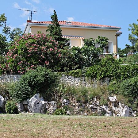 Apartments By The Sea Novi Vinodolski - 5558 外观 照片