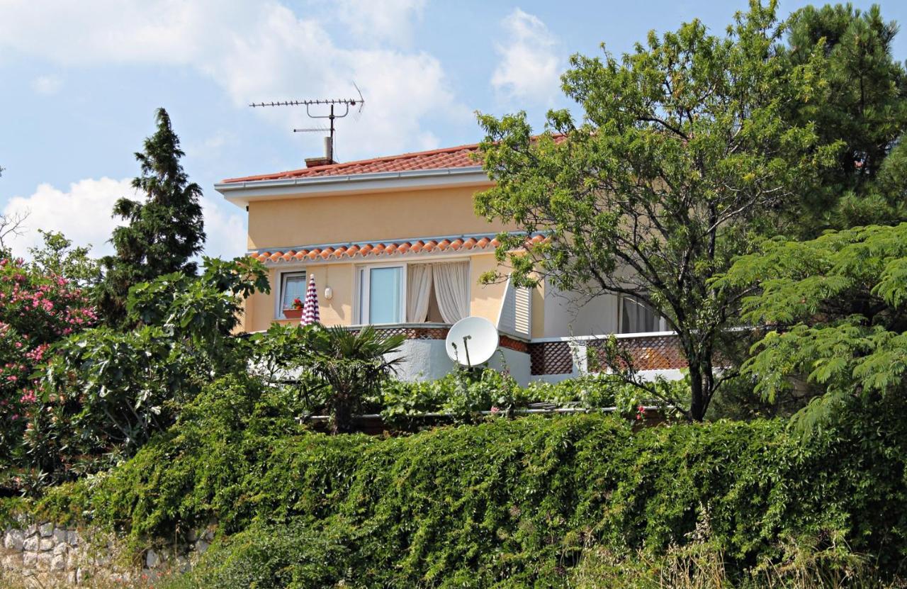 Apartments By The Sea Novi Vinodolski - 5558 外观 照片
