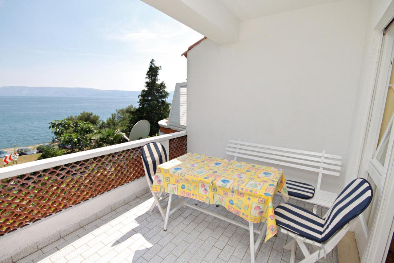 Apartments By The Sea Novi Vinodolski - 5558 外观 照片