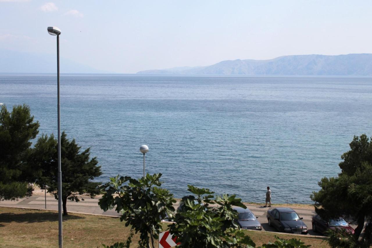 Apartments By The Sea Novi Vinodolski - 5558 外观 照片