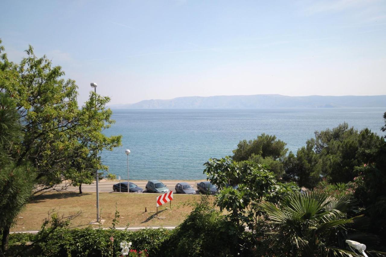 Apartments By The Sea Novi Vinodolski - 5558 外观 照片